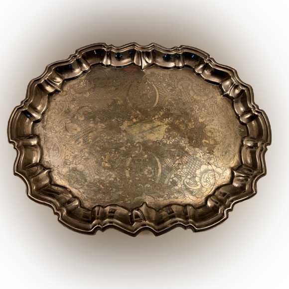 Leonard silver pleated tray - Picture 1 of 8